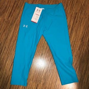 UNDER ARMOUR | NEW BLUE CROPPED LEGGINGS